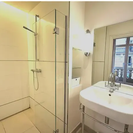 Apartment Grand Elegant - Vue Tour Eiffel Paris